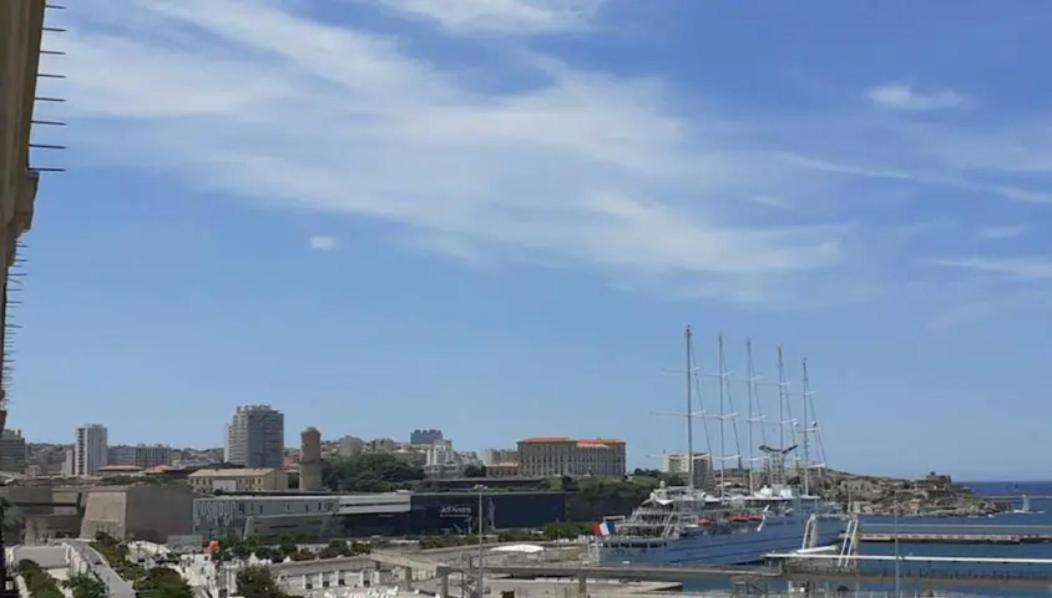 T2 Vue Mer Au Pied De La Major مارسيليا المظهر الخارجي الصورة